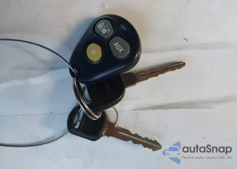 1999 Chevrolet Silverado 1500 Ls from USA, damaged, VIN 1GCEK19V3XE165493